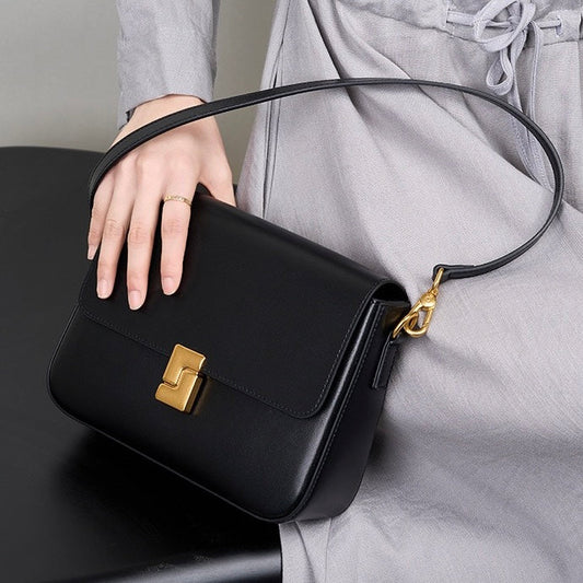 Noir Étoile Crossbody Bag