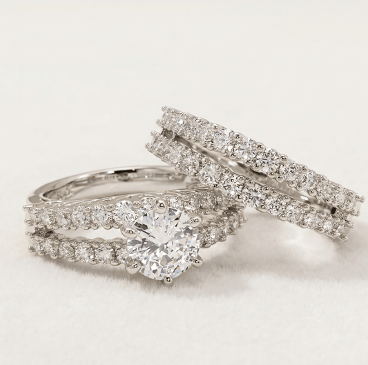 Aurora Lux Zirconia Bridal Ring Set - Orlumea