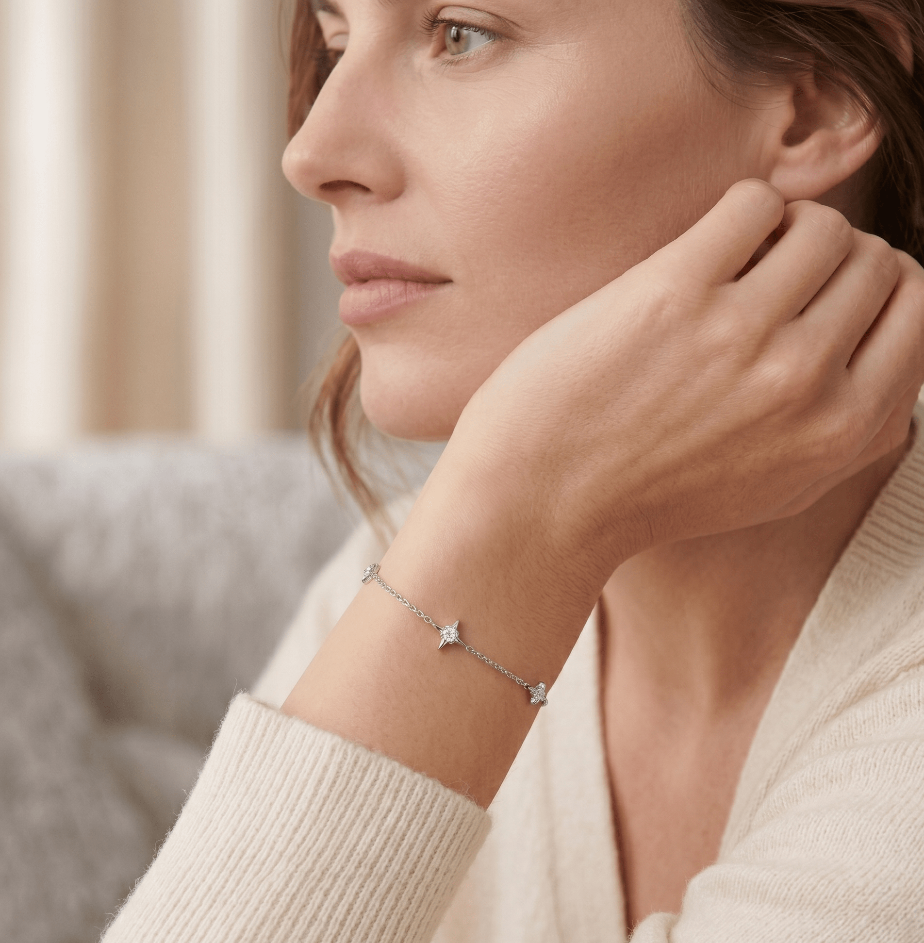 Celestial Diamond Star Bracelet - Orlumea