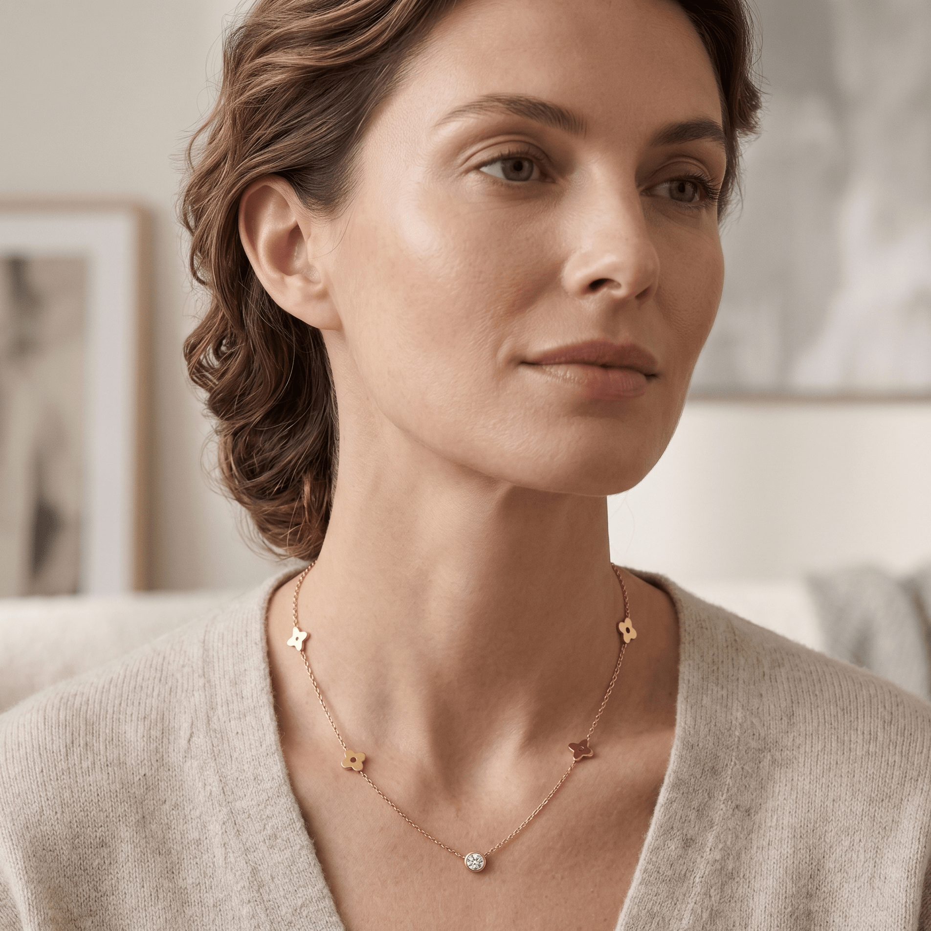Elaris Bloom Crystal Necklace - Orlumea
