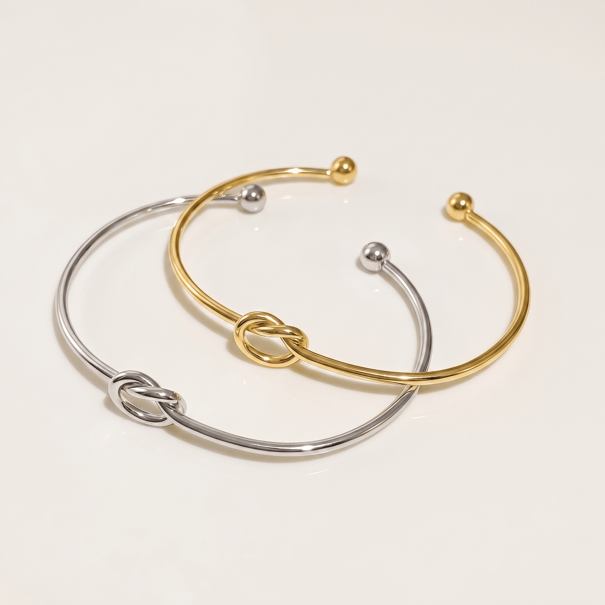 Eternal Knot Bracelet - Orlumea