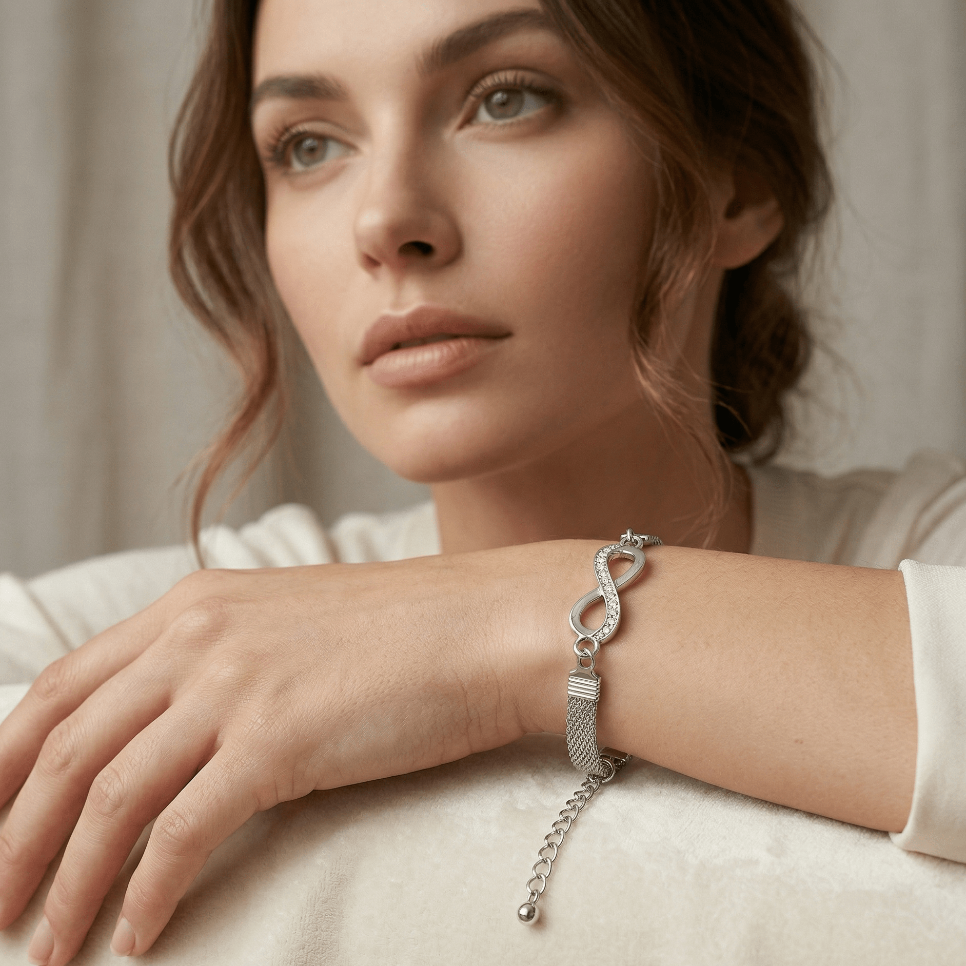 Infinity Crystal Bracelet - Orlumea