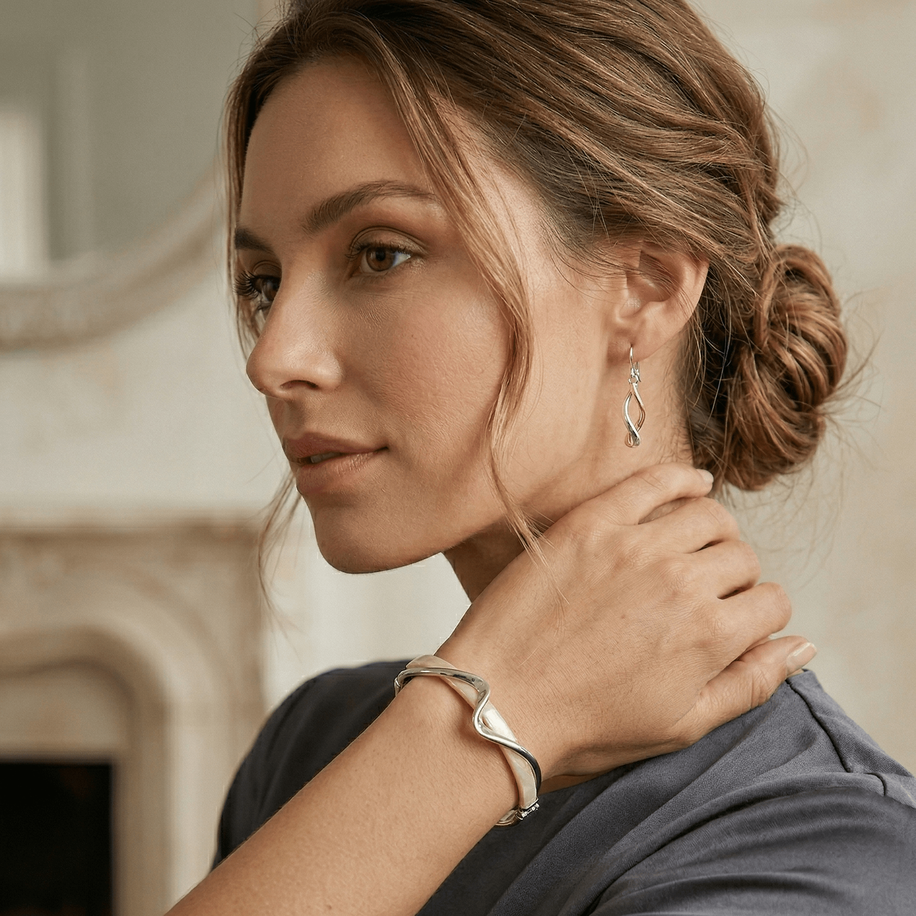 Ivory Wave Gold Cuff Bracelet - Orlumea
