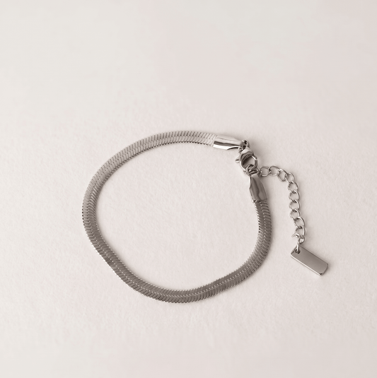 Luna Bracelet - Orlumea