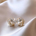 Pearl Flower Stud Earrings - Orlumea